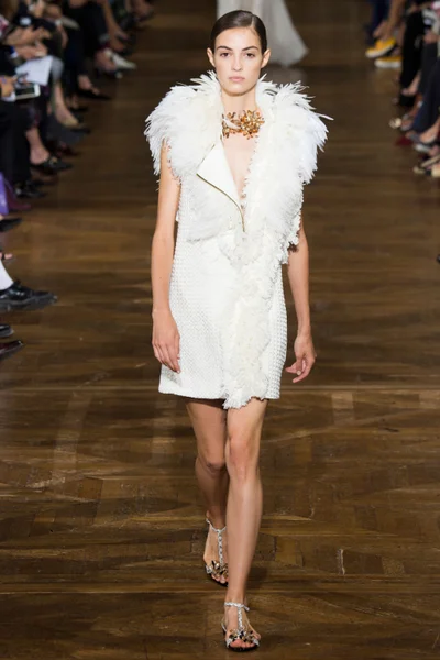 Look 6